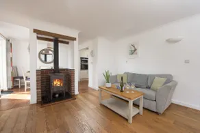 Waterfront House - Image 4