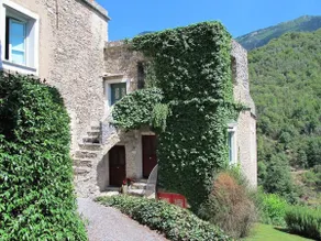 Oliveto medieval setting - Image 4