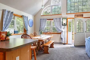 The Nest at Brier Crest by Avantstay Game Room, Expansive Deck & Fire Pit - Image 3