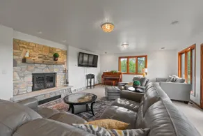 Newley remolded Northern Lights Farmhouse - Image 2
