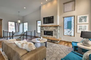 Modern Townhome w/ Mtn Views < 7 Mi to Ski Resorts - Image 5