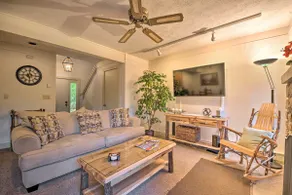 NUOVO! Pocono Family Retreat, 1Mi a Jack Frost Ski! - Image 4