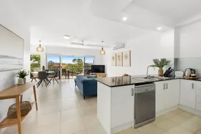Stunning Apartment with Views of Laguna Bay - Unit 2 Taralla 16 Edgar Bennett Ave - Image 4