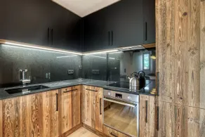 2-bedroom apartment in downtown Megève - Image 5