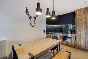 2-bedroom apartment in downtown Megève - Image 2
