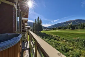 Rare Ski In Ski Out Top Floor Corner Unit! - Image 5