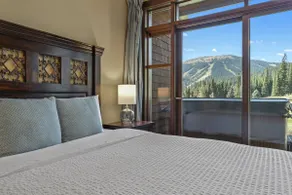 Rare Ski In Ski Out Top Floor Corner Unit! - Image 4