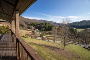 Cabin with Blue Ridge Mountain Views - Image 3