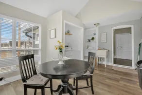 Charming 3BR Near Lakes, Parks & Downtown LC! - Image 5