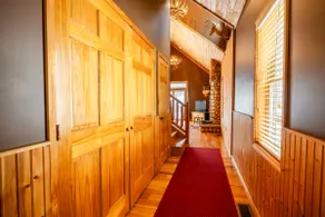 WH69-Private Lodge, Fire Pit! Hot tub! Pets ok! A/C - Image 4