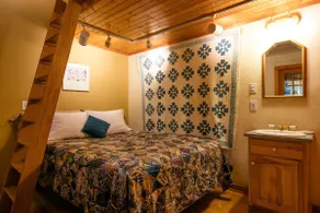 Sweet Sierra Mountain Cabin - Image 2