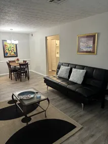 Cozy Marietta Hideaway 6 - Image 3