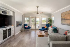 Montgomery \"North\" - Ocean views with a short walk everywhere with beach gear! - Image 5