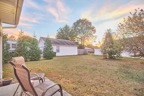 Coziest Apex 3BR Cottage - 5 Min. Walk to Downtown - Image 5