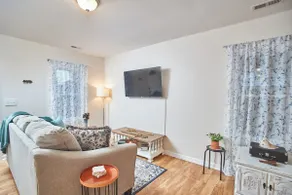 Coziest Apex 3BR Cottage - 5 Min. Walk to Downtown - Image 3