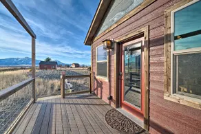 Couples Retreat 1-Hour Drive from Yellowstone NP! - Image 2