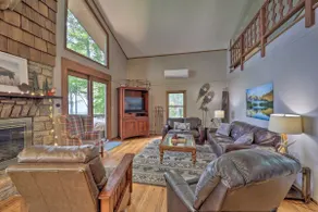 NY! Cabin Retreat <1 kilometer till Beech Mtn Club & Ski - Image 3
