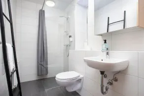TYR 1 Bedroom Apartment - Image 5
