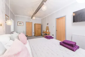 Host & Stay - Lavender Cottage - Image 4