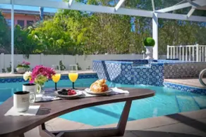 4BR Beach House _ Pool & Jacuzzi _ Beach Access - Image 3