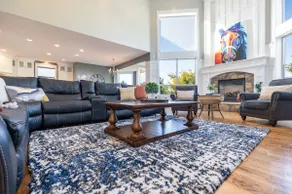 Hot Tub/ Pool Table/Mtn View/7500sqft - Image 3