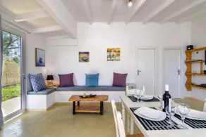 Hara's Beach Villa - Image 3