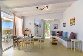 Hara's Beach Villa - Image 4