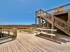 Atlantic Waves: 7-Schlafzimmer Ozeanfront-Rückzugsort in Oak Island, perfekt für große Gruppen. - Image 5