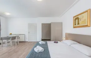 Villa Ladavac B&B / Deluxe Room A5 in Rovinj - Image 2