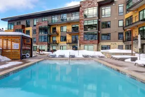 Spacious Studio with Loft in Canyons Village - Image 4