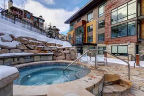 Spacious Studio with Loft in Canyons Village - Image 3