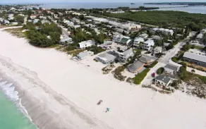 On the Beach: Breathtaking Panoramic views of Gulf - Image 3