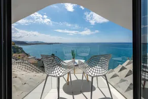 Cliff House - Design Icon and Tropical Coast - Image 2