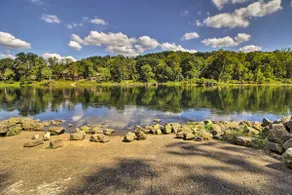 Lakefront Branson Getaway Near Marina & Fishing! - Image 3