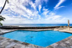 Oceanfront Gem, Walk to Beach/Town, AC, Elevator - Image 3