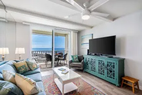 Oceanfront Gem, Walk to Beach/Town, AC, Elevator - Image 4