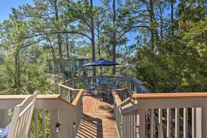Walk to Harbour Town: Airy Treehouse w/ Bikes - Image 4