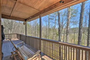 Helen Cabin w/ Deck & Hot Tub < 1/2 Mi to Main St - Image 2