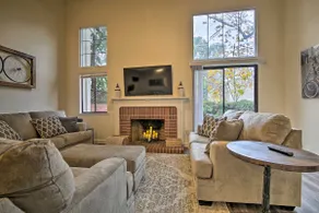 Well-Appointed Condo Across Street from UC Davis! - Image 4