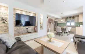 Stunning Home In Kamen Most - Image 3