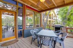 NEU! Guadalupe Riverfront House mit eigenem Dock! - Image 4