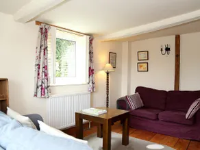 Box Cottage - Image 4
