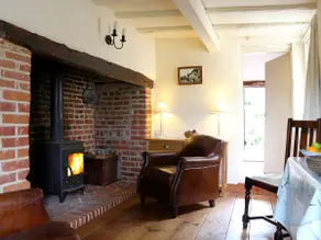 Box Cottage - Image 2