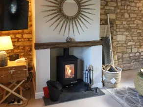 Yew Tree Cottage - Image 3