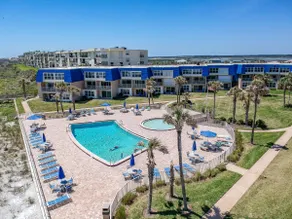 Beachgoers Dream Condo - Image 3