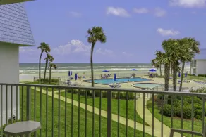 Beachgoers Dream Condo - Image 5