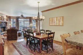 Luxurious 2 Bedroom Condo 50 Feet From The Slopes! condo - Image 5