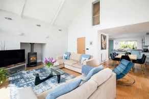 Kingfisher House - Image 4