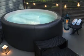 Stay in Downtown Lex, Hot Tub, Walk to VMI, W&L - Image 3