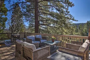 ‘Sugar Bear Lodge’ w/ Game Room - 5 Mi to Village! - Image 3